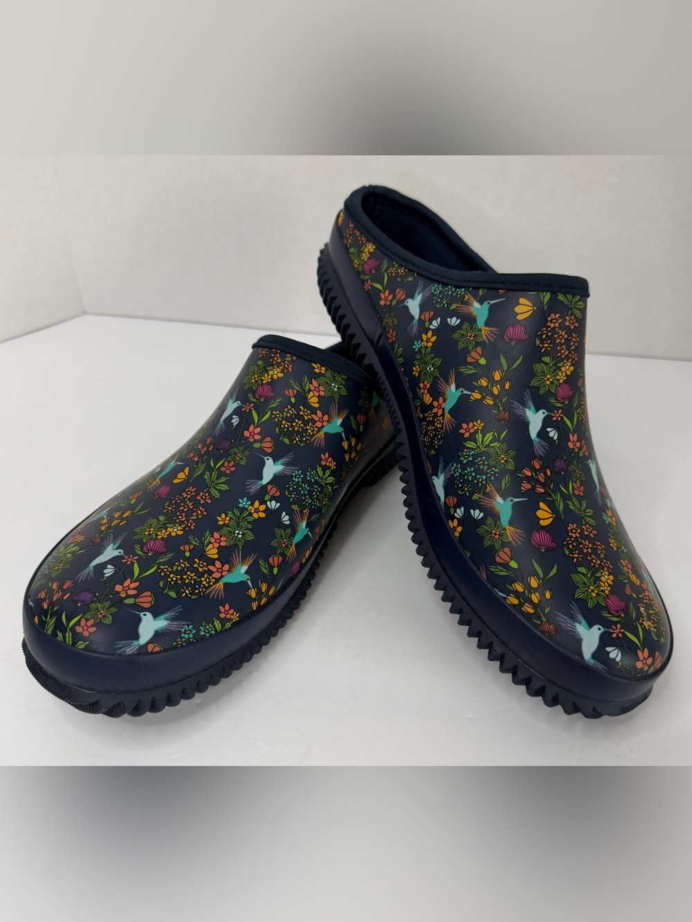 Western Chief Size 9 Navy Floral Hummingbird Garden Clog Rain Shoes